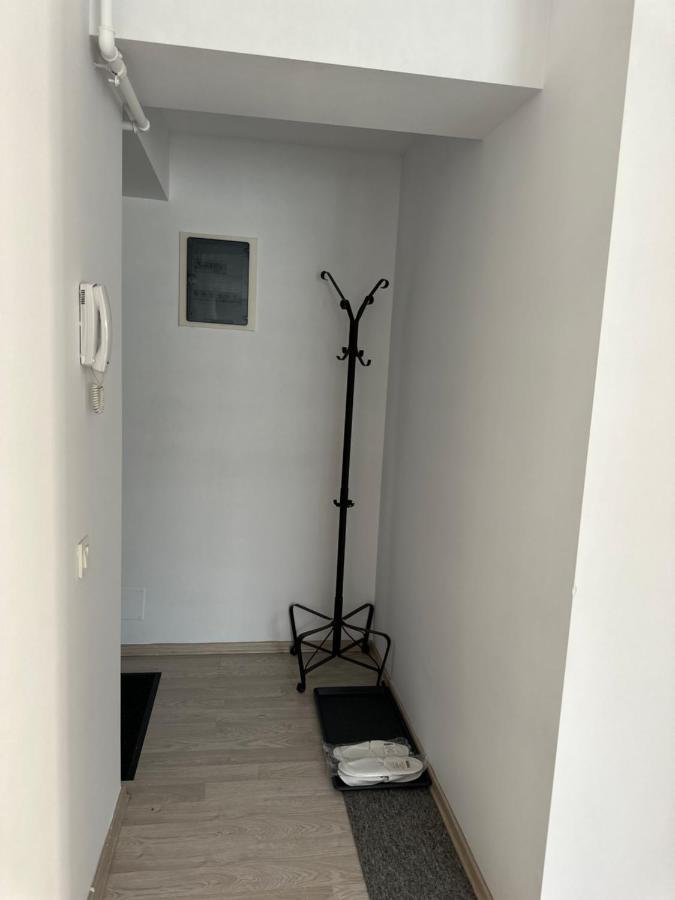 Fly Airport Residences & Therme-Self Check-In Otopeni Buitenkant foto