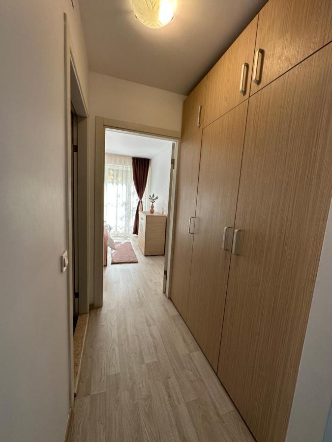 Fly Airport Residences & Therme-Self Check-In Otopeni Buitenkant foto