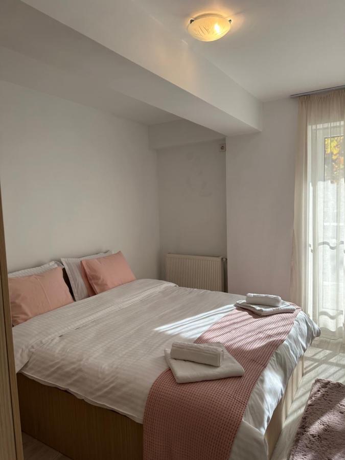 Fly Airport Residences & Therme-Self Check-In Otopeni Buitenkant foto