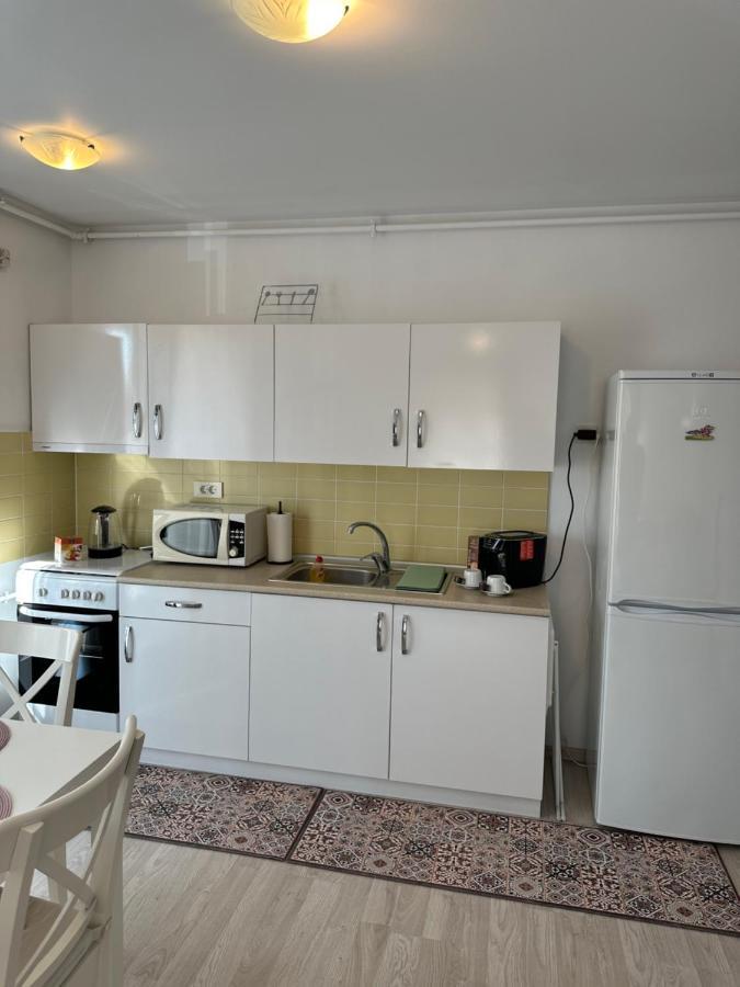 Fly Airport Residences & Therme-Self Check-In Otopeni Buitenkant foto