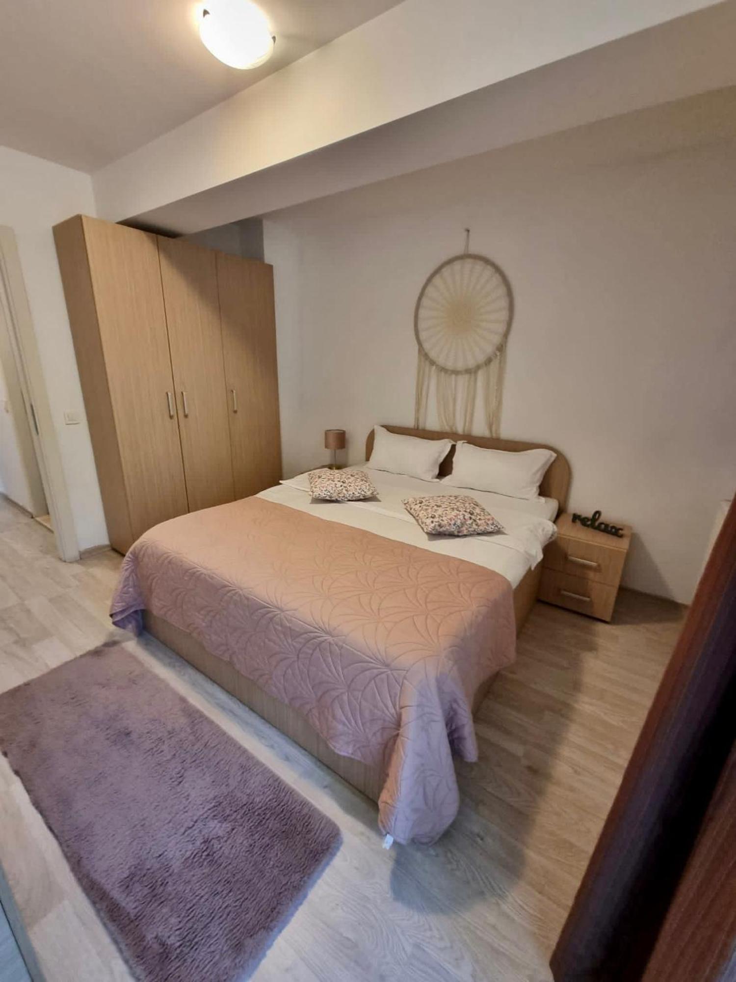 Fly Airport Residences & Therme-Self Check-In Otopeni Buitenkant foto